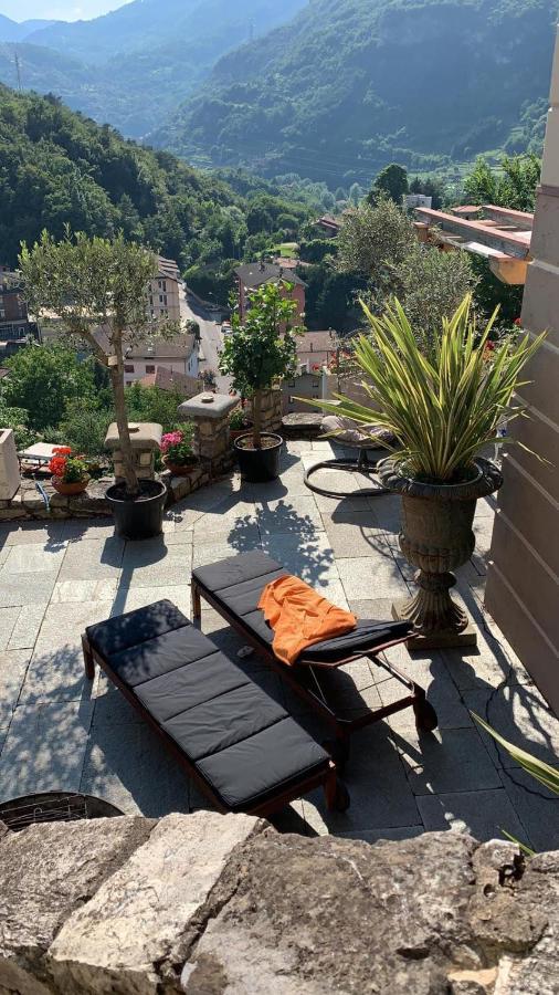 La Casa Sulla Collina Del Castello Villa Breno Exterior foto