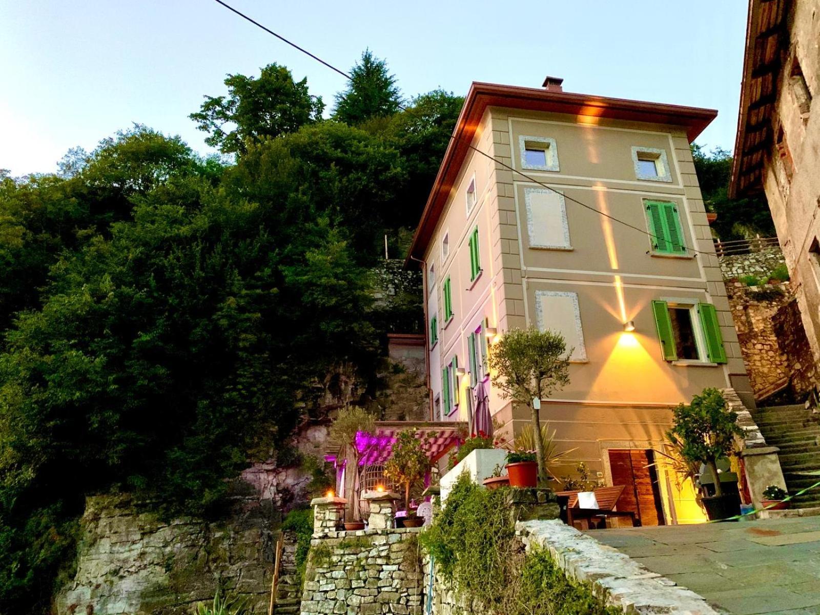 La Casa Sulla Collina Del Castello Villa Breno Exterior foto